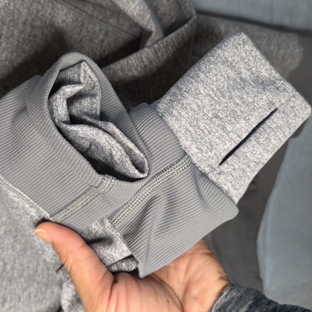 G246. Lululemon Be Present Jacket in Heathered Gray - Size 8 - Picture 6 of 7
